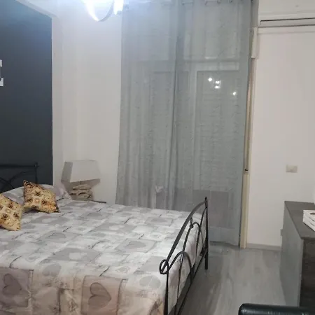 Garden Apartment Giardini Naxos